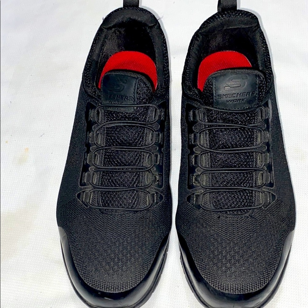 EUC Skechers Work Alloy Toy Memory Foam Men's size 11 Black‎ SLIP ON Sneakers